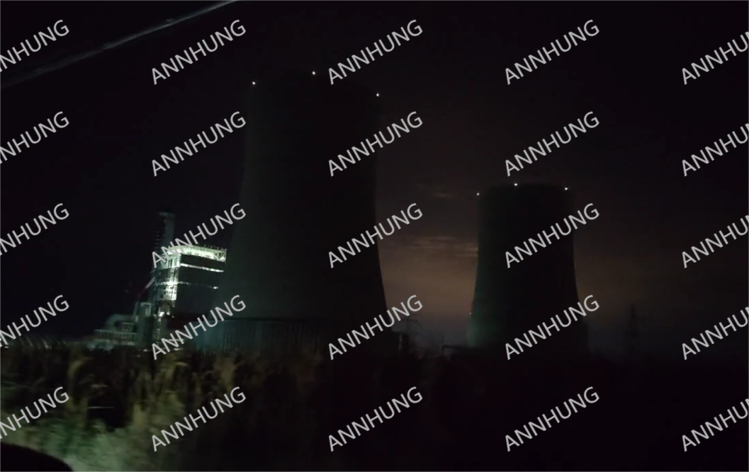 ultimo caso aziendale circa Installazione Caso di luce di ostacolo all'aviazione ad alta intensità per camino